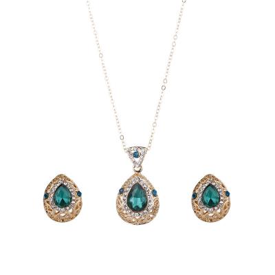 China European and American Advanced Water Drop Pendant Decoration Diamond Zinc Alloy Glass Crystal Diamond Necklace Earrings Jewelry Set for sale