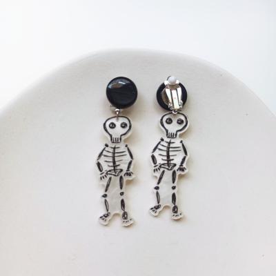 China BOHEMIA Creative Fun Graffiti Skull Head A House Cat Design Sense Halloween Acrylic Black and White Floating Earrings for sale