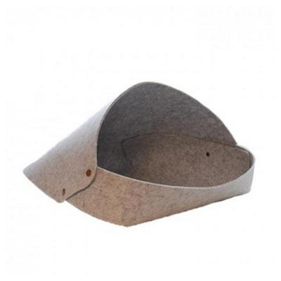 China Sustainable Wholesale Eco Friendly Handmade Organic Wool Felt Cat Cave And House Felt Pet Nest for sale