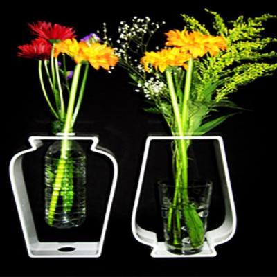 China Custom acrylic flower vase in simple design for sale