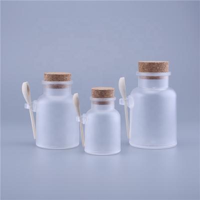 China Personal Care 100g 200g 300g Empty Plastic Frosted Power Bottle Bath Salt Jar With Cork And Wooden Spoon In Stock for sale