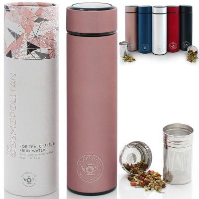 China 450ml Double Wall Sustainable High Borosilicate Tea Infuser Glass Water Bottle With Bamboo Stainless Steel Strainer Pantone Bag Custom for sale