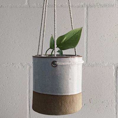 China Hot Selling Eco-friendly Rustic Vintage Custom Outdoor Decorative Artificial Plant Potted Hanging Pot For Balcony Garden for sale