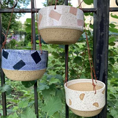 China Wholesale Eco-friendly Rustic Outdoor Ceramic Balcony Flower Decoration Home Style Design Art Hanging Planter For Garden for sale