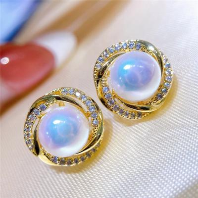 China CLASSIC Natural Freshwater White Gold Plated 14k Bread Pearl Stud Earrings Jewelry E021 for sale