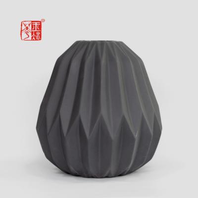 China New arrival 8pcs/carton, modern home decor stocked flower vase, art ceramic vases for sale