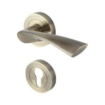 China Easy Installation High Quality Stainless Steel Door Latch Handle Aluminum Zinc Alloy Custom Chinese Lock for sale