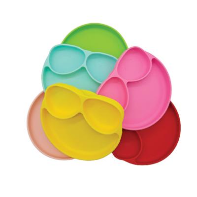 China Low MOQ Eco-Friendly BPA Free Silicone Clear Dinner Baby Feeding Dish Sets Silicon Breast Baby Suction Carbide Divided Dish For Kids for sale