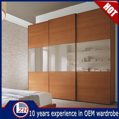 China High Gloss Anti-scratch Double Color Modern Design Wardrobe Bedroom Wardrobe Dresser Designs for sale