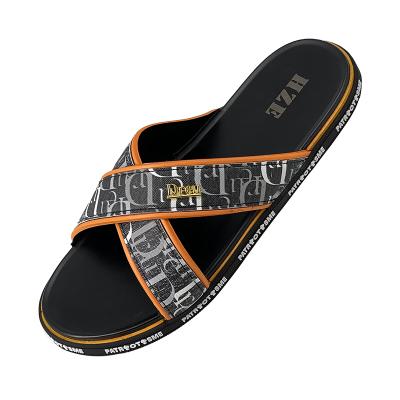 China 2021 fashion trend design ladies fashion trend design ladies flat soft slipper luxury outdoor non-slip indoor non-slip man wholesale slippers for sale