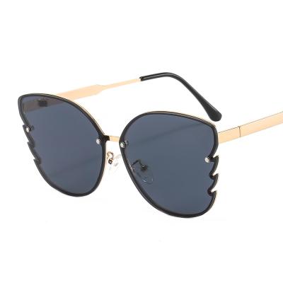 China 2022 New VASHAP M535 Sunglasses 2022 Fashion Unique Oversized Plastic Metal Designer Shades Custom Men Women Retro Fashion Sun Glasses UV400 for sale