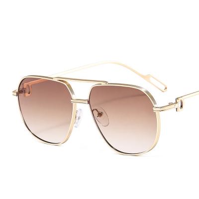 China Fashion Sunglasses Pilot Sunglasses 2020 New Arrivals Retro Fashion Shades Luxury Men 7120 Metal Sunglasses Women Custom Made for sale