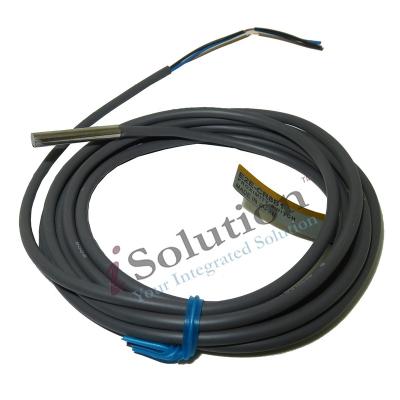 China Industry E2E-CR8B1 PROX SENSOR INSTALL 0.8MM new and original CYLIND isolution for sale