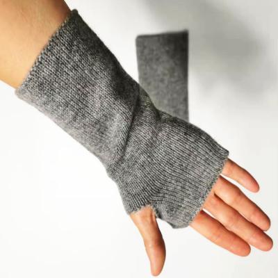 China Factory Supply Simple Style Ladies Luxury 100% Cashmere Gloves for sale