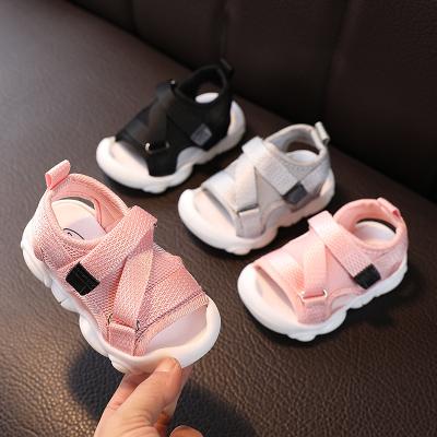 China 2021 Wholesale fashion children's single sandals sneakers comfortable breathable anti-skid children's sports shoes for sale