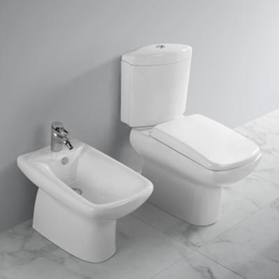 China Two-Piece Double-Flow Morden Morden P-trap Strap Toilet Western Chinese Ceramic Square Toilet Bowl Toilet for sale