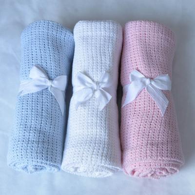 China 100% Cotton Portable Baby Plain Solid Color Anti-pilling Cellular Blanket for sale