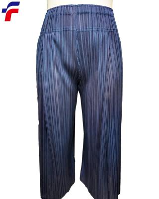 China Hot sale 22SS navy anti-pilling knit 'pleated women's pants with elastic waistband for sale