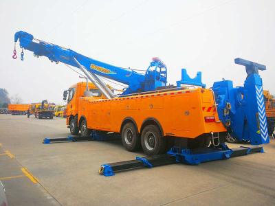 China 60T Heavy Crane arm for truck,60T Rotary Crane for South America for sale