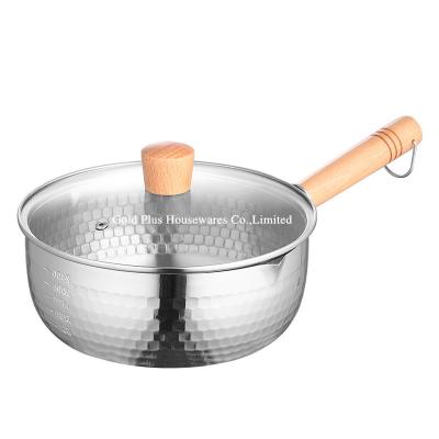 Chine vaisselle de cuisine faisant cuire le pot de lait avec la casserole enduite de lait de poignée à casserole de soupe du pot 22cm de neige inoxydable japonaise en bois de casserole à vendre