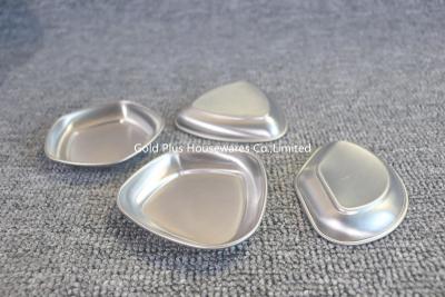 China 37g Home kitchen small soy sauce dipping shell shaped stain dish  food grade irregalur 304 stainless steel food dish for sale