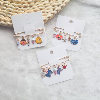 China Eco-Friendly PVC Charms Designer Shoe Charms Pieces New Metal Charms Brooches, Clothes, Bags, Scarves, Accessories, Bling Pins for sale