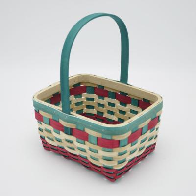 China Small Sustainable Handmade Woven Storage Wood Chip Rattan Storage Basket With Handle for sale