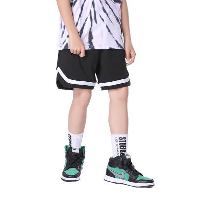 China Anti-wrinkle kids fashion washed oversized kids pants five point shorts summer high quality custom made casual shorts for boys for sale