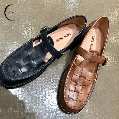 China Waterproof toe tone genuine leather Mary Jane for mid aged women flat casual shoes for sale