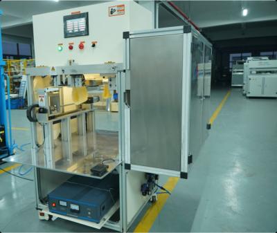 China Ultrasonic Paper Clipping Machine 380V 50Hz Working Air Pressure 0.6Mpa for sale