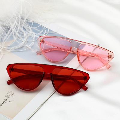 China Fashion Sunglasses 2022 Cat Eye Sunglasses China Fashion PC Frame Brand Designer Shades Fashion Men Women Sunglasses for sale