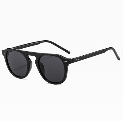 China 2022 Retro Fashion Sunglasses New Retro Custom Designer Sunglasses Round Frame Women Plastic Men for sale