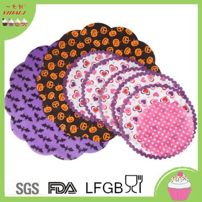 China Disposable Round Colorful Paper Lace Doilies Set Mat Craft Doilies Wedding Tableware Decoration for sale