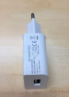 Chine L'UE du voyage 5V2A branchent l'adaptateur de chargeur de téléphone portable d'USB de manière du chargeur un de bâti de mur pour Huawei à vendre