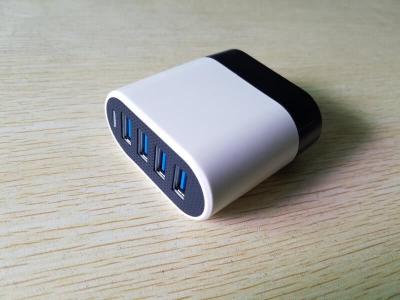 China 4 Energie van de de Reislader van USB van de havensamenhang de Multi Efficiënt met de Maximum 22,5 W Output van 5V4.5A Te koop