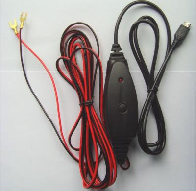 Cina Caricatore ad alto rendimento dell'automobile del cavo duro con la camma del un poco, 12V al caricatore dell'auto di 5V Iphone in vendita