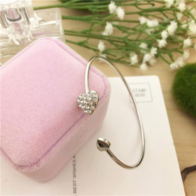 China High Quality Elegant Heart Couple Gift Women Bracelet Open Drill Heart Shape Adjustable Bracelet With Box for sale