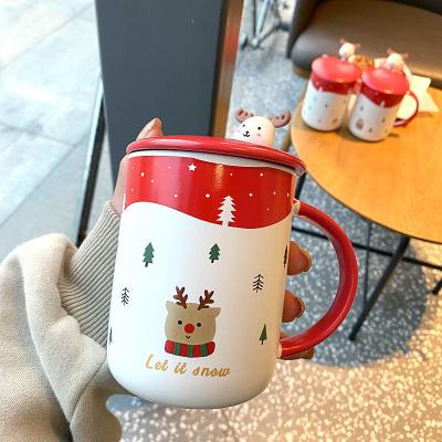 China Christmas Viable Ceramic Mugs With Lid And Spoon Gift Box Sonwman Christmas Tree Porcelain Santa Coffee Cups for sale