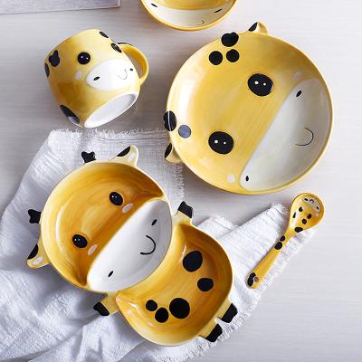 China Contemporary Luxury Tableware Stocked HY Hand Painted Cute Animal Underlay Porcelain Dinnerware Sets for sale