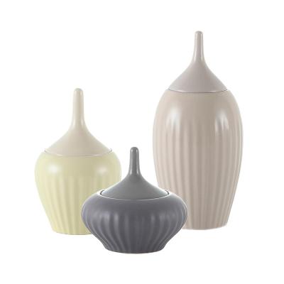 China Nordic creative ceramic pot stocked simple ceramic home decoration kitchen storage pot tea coffee for sale