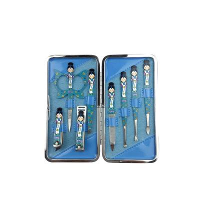 China Nail Care 2022 Hot Seller Fashion 8 Pcs Manicure Pedicure Set Girls Manicure Set for sale