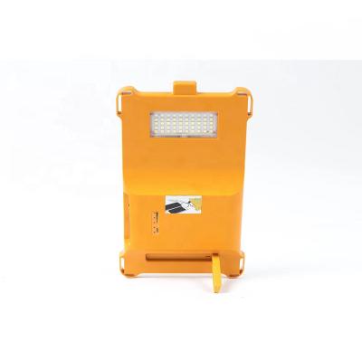 China Residential Waterproof Hiker Rechargeable Led Solar Power Bank Camping Light for sale