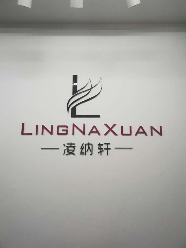 Verified China supplier - Hangzhou Lingnaxuan Fashion Company Ltd.