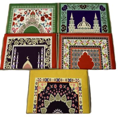 China New Folder 3D Printing Portable Smart Islamic Family Islamic Prayer Mat Prayer Blanket Anti Dust Mites Muslim Prayer Cover for sale