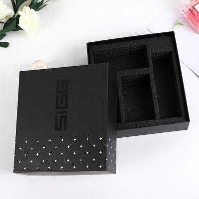 China Recycled Materials Black Paper Box Packaging Custom Logo Gold Stamping Corrugated Paper Box Wholesale for sale