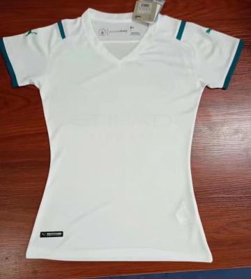 China Quick-drying Customized Logo Soccer Jerseys Thai Quality Wholesale Football Jerseys for sale