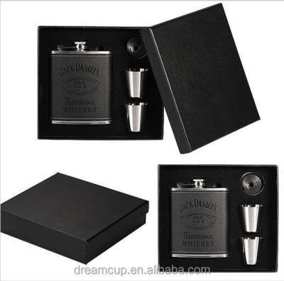 China High Quality Classic Metal Father's Day Gift Set Hip Flasks For Men for sale