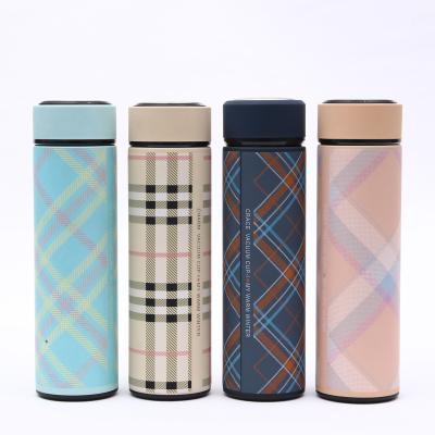 China Double Wall 18/8 Stainless Steel Tea Thermos Flask Stocked Bottle with Tea Infuser, Covered with Heat Transfer Printing Pattern for sale