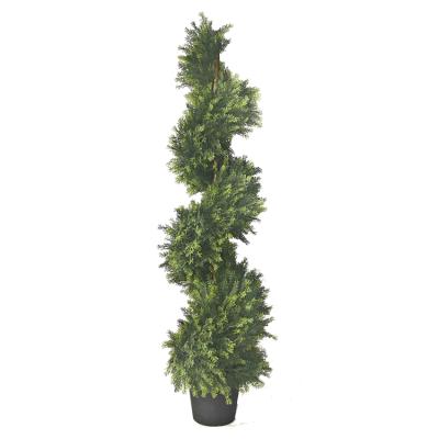 China Artificial Plant Cedar Tree For Outdoor Decor Faux Green Cypress Eco-friendly Spiral Boxwood Tree Topiary for sale