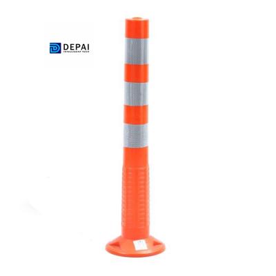 China Roadway Safety Warning Traffic Drafter Post Warning Post With Rubber Base for sale